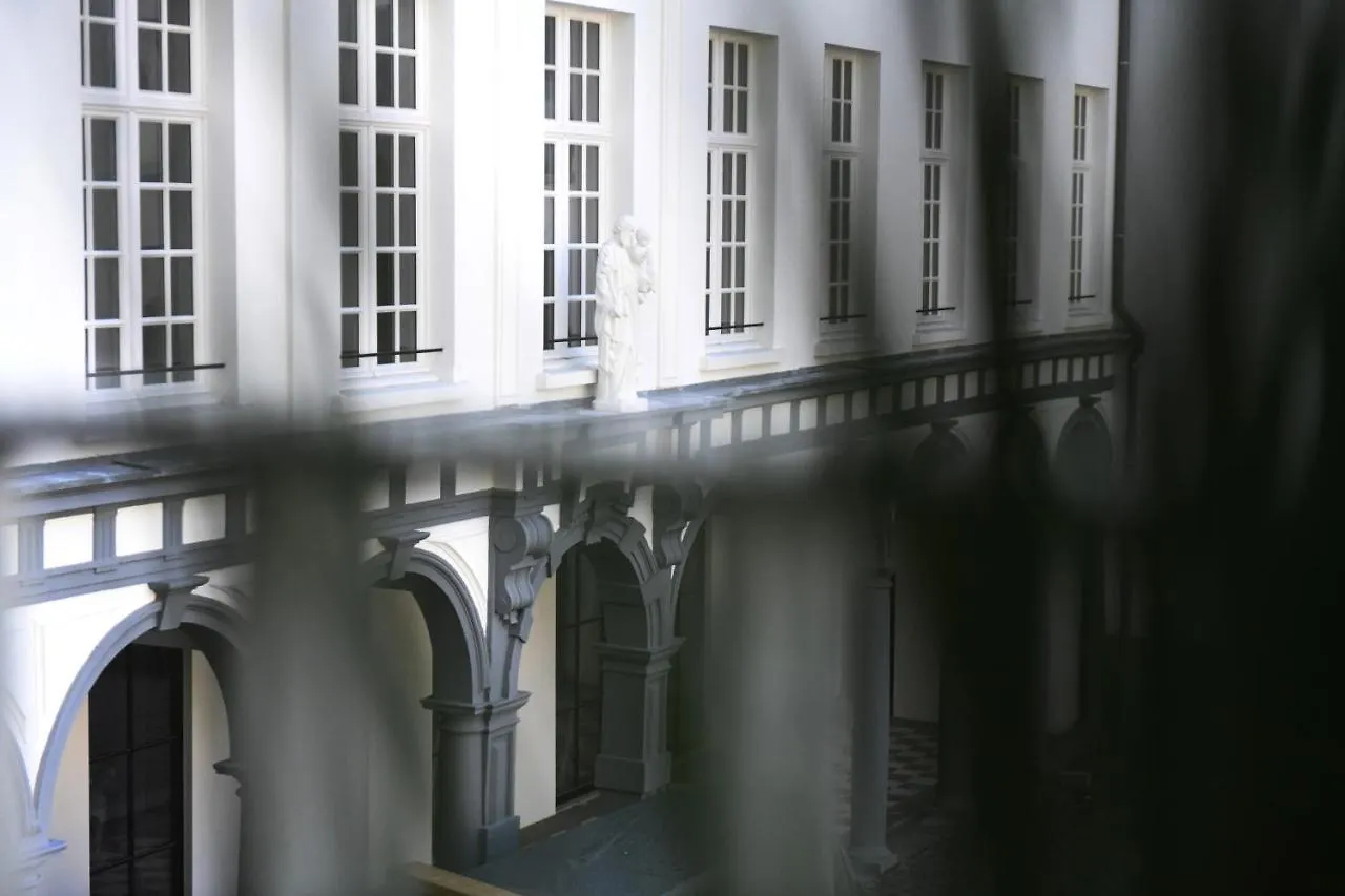 Music Of The World - Antwerp Apartment